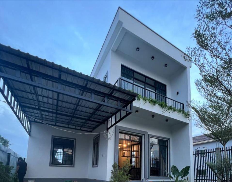 Hang Meas Boutique Hotel Kampot Luaran gambar