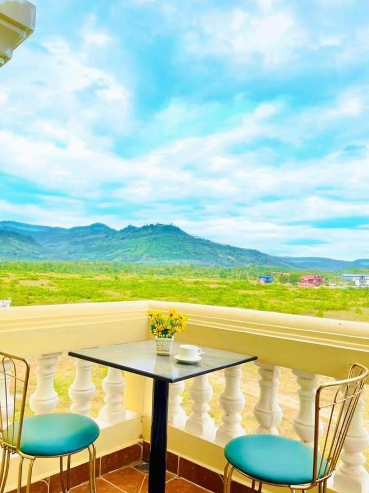 Hang Meas Boutique Hotel Kampot Luaran gambar