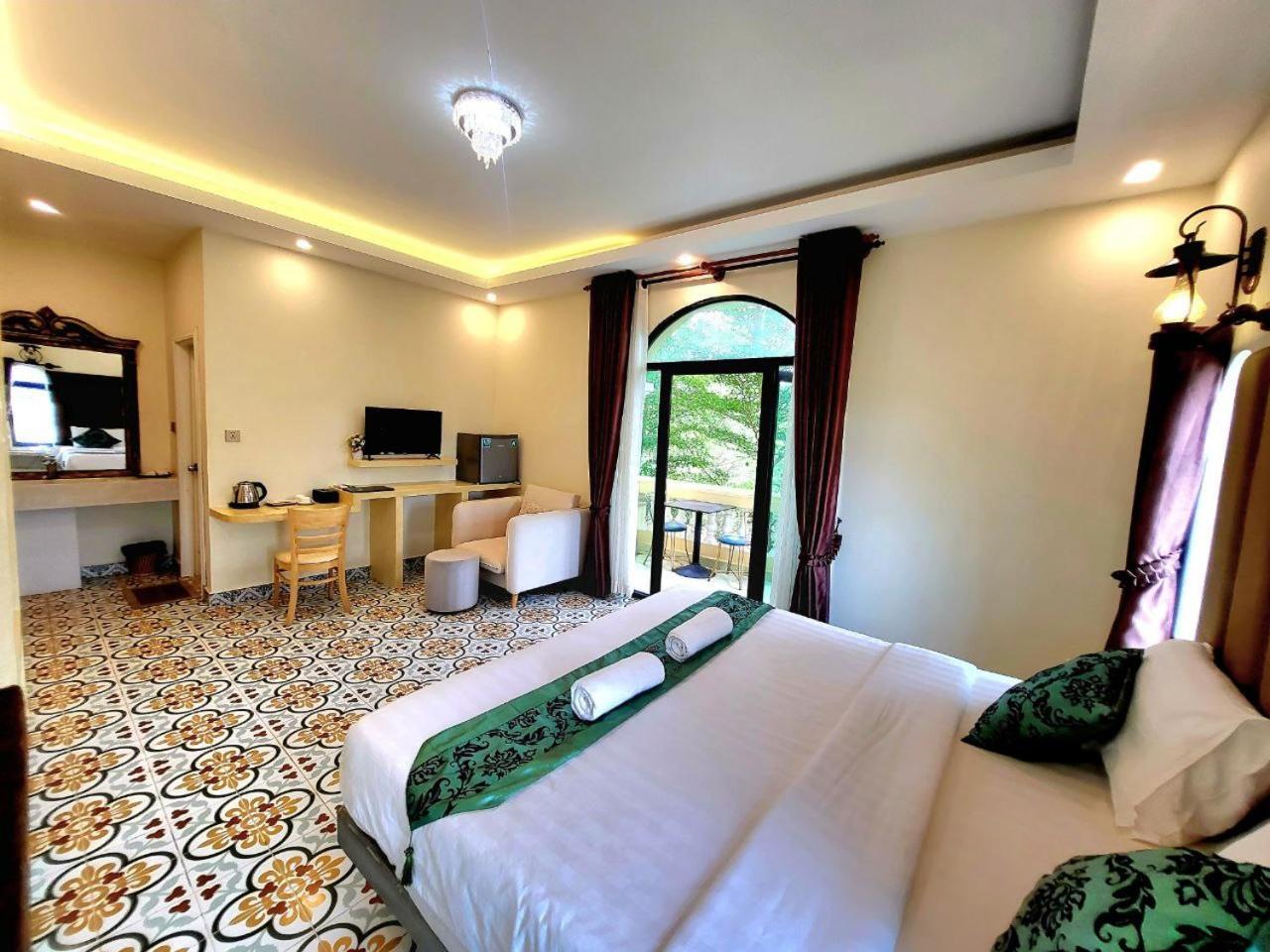Hang Meas Boutique Hotel Kampot Luaran gambar
