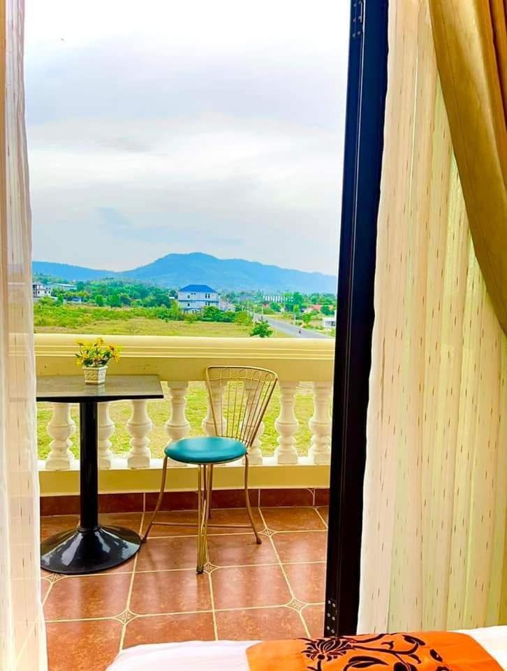 Hang Meas Boutique Hotel Kampot Luaran gambar